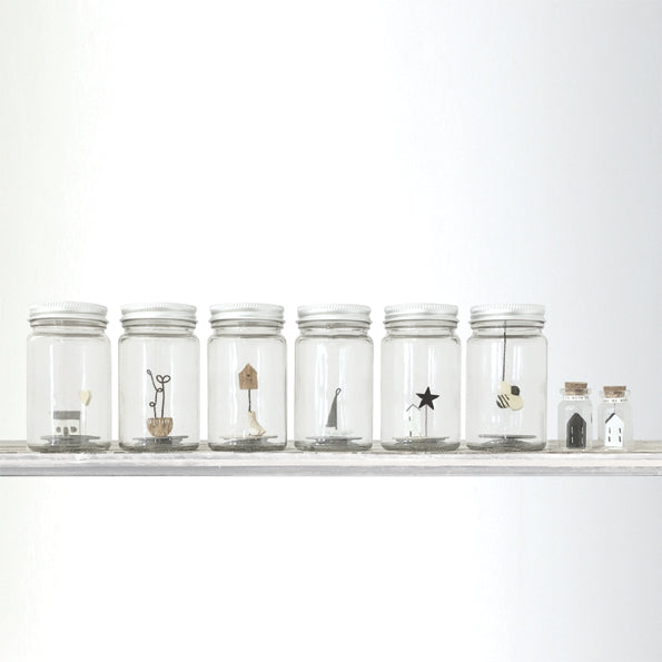 World in a Jar - Bee Yourself